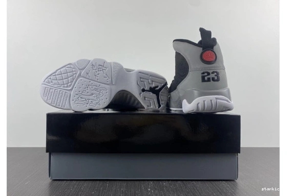 CT8019-060 CT8019-060 Grey Retro 9 Jordan Particle 0502